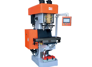 ZSK4150x2-IIZSK4132x2-II立式雙軸(zhou)複合機(伺(sì)服)